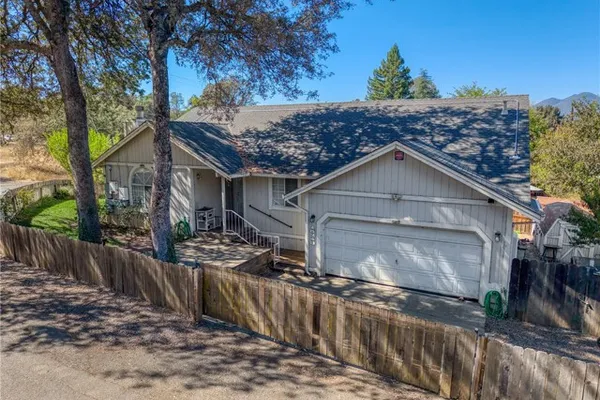 15243 AUSTIN DR
