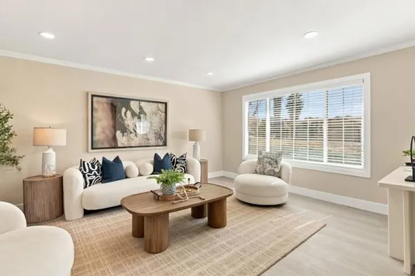 3839 MESA VERDE CT