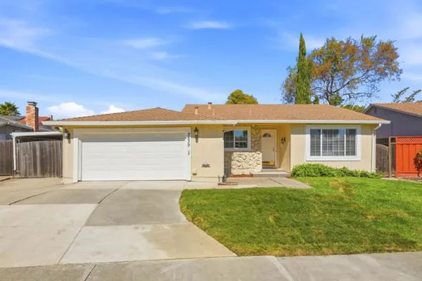 3839 MESA VERDE CT