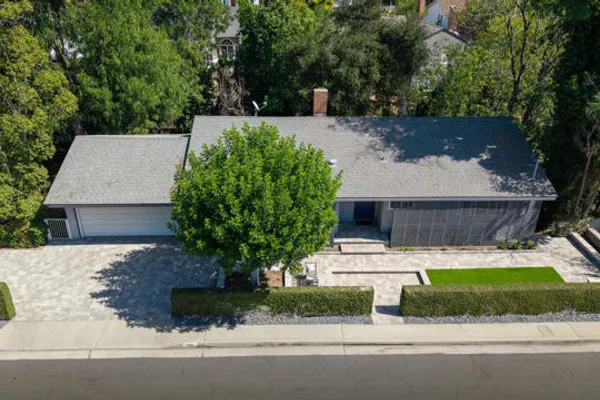 406 ALHAMBRA RD