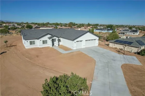 8106 PEACH AVE