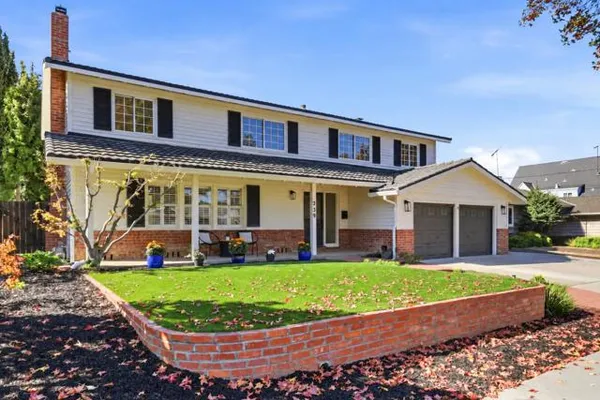 239 LEOTA AVE