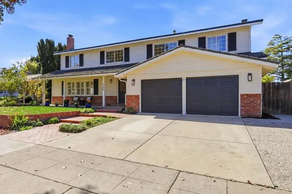 239 LEOTA AVE