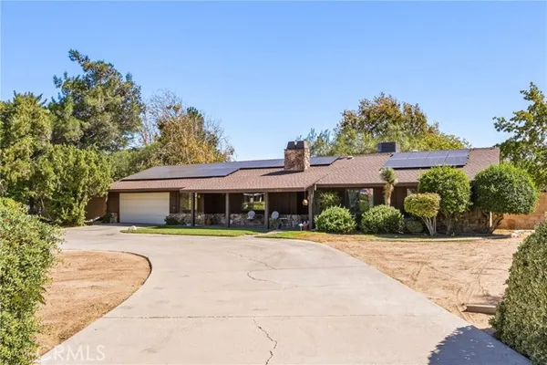 7611 GLIDER AVE