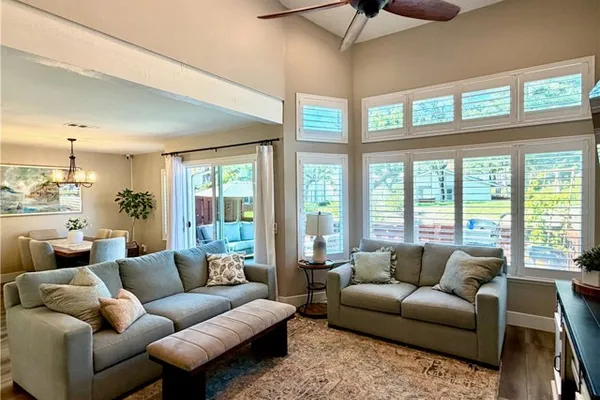 367 CALLE BORREGO