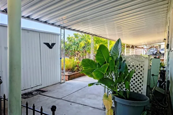 10984 LAS CASITAS