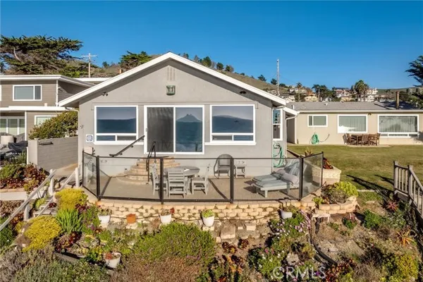 2712 STUDIO DR