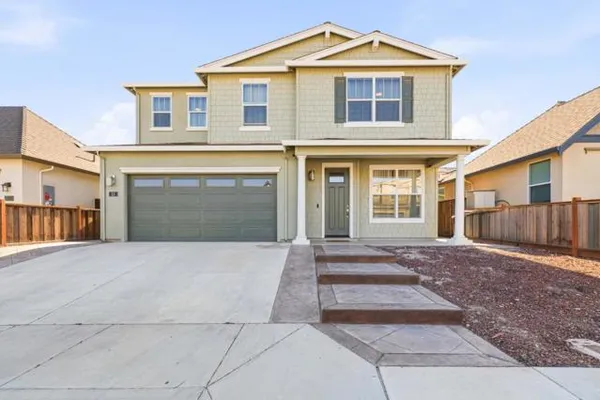 15 PEPPER TREE CT
