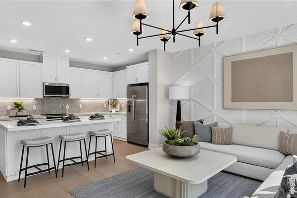 500 PARK DR 19