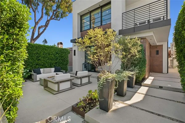 426 MARGUERITE AVE