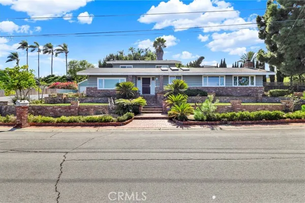 3485 RIDGECREST DR