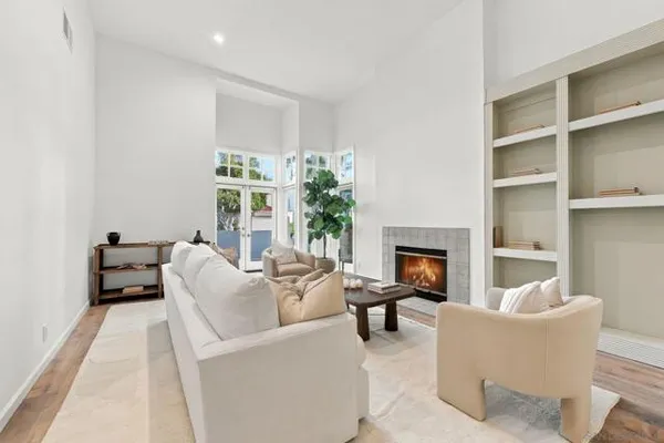 13083 CAMINITO POINTE DEL MAR