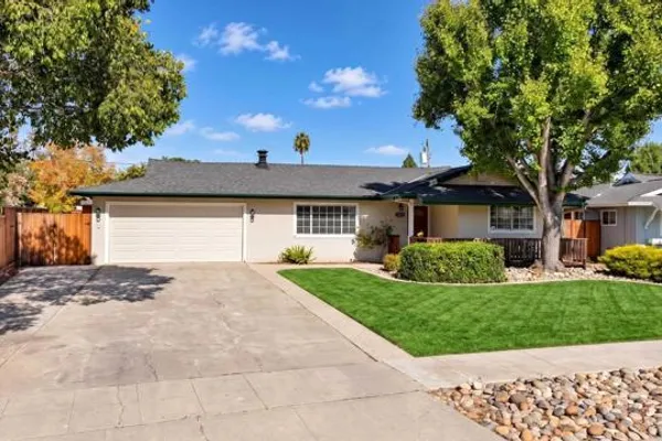 1387 VALLEJO DR