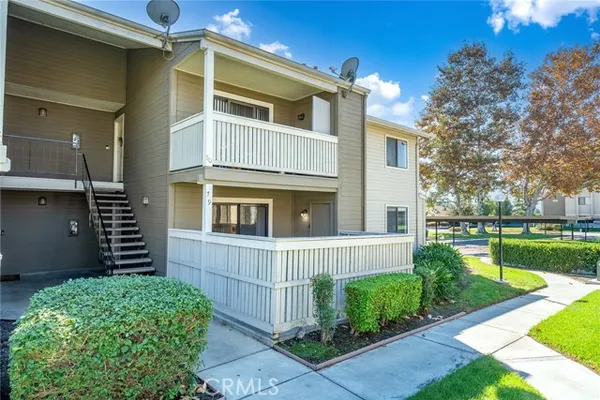 1309 W MISSION BLVD 79