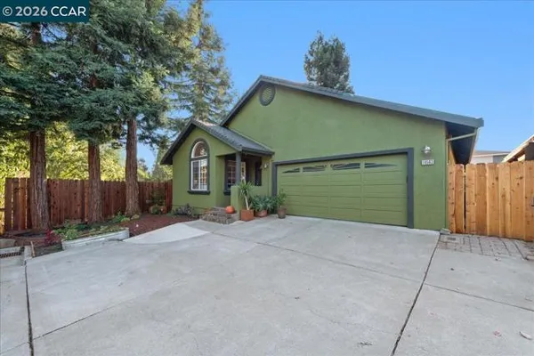 19563 HELEN PL