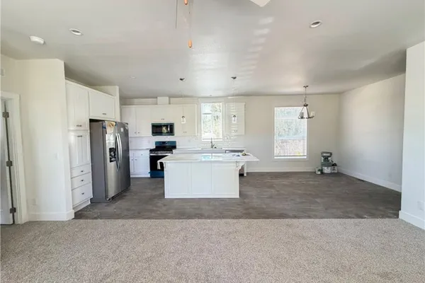 9278 N HWY 38