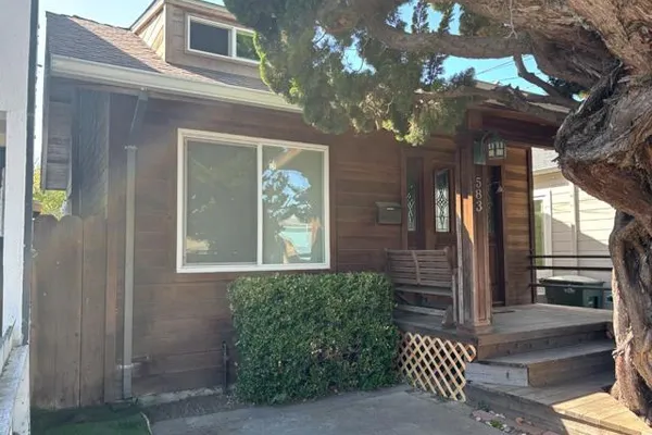 583 EASTON AVE