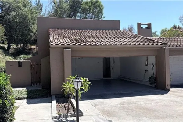 8671 BUENA TIERRA PL