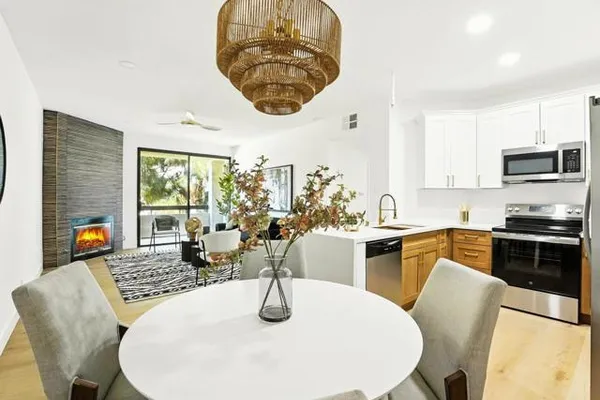 5875 FRIARS RD 4307