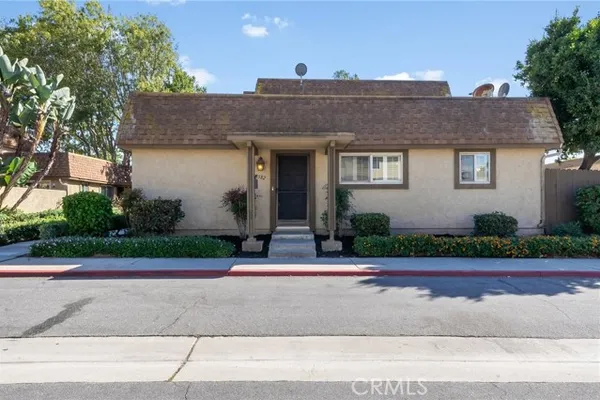 8582 SANTA MARGARITA LN