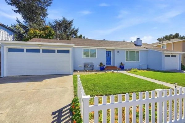 926 FLEETWOOD DR
