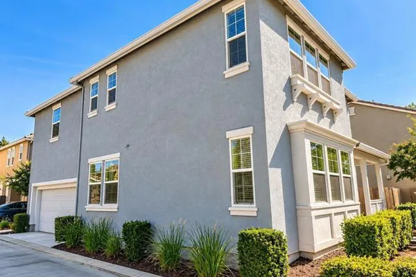 2520 SNOWY EGRET ST