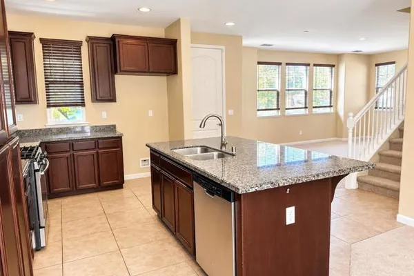 2520 SNOWY EGRET ST