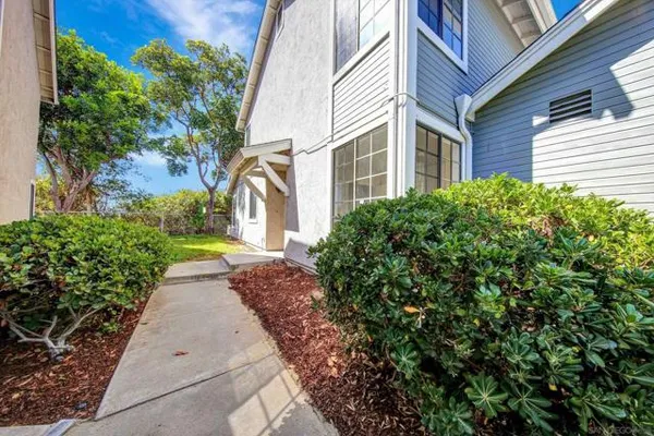 349 WINDJAMMER CIR