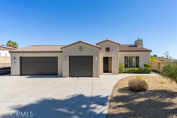 904 SALIDA DEL SOL DR