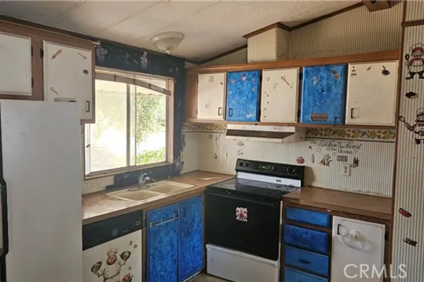 5495 5TH ST SPC 32