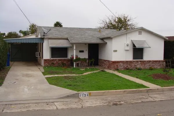 1134 BOULEVARD PL