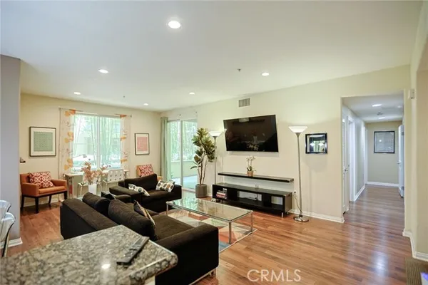 12688 CHAPMAN AVE 3112