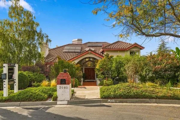 2080 RANCHO HIGUERA CT