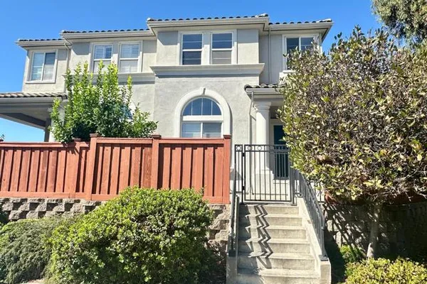 223 VISTA ROMA WAY