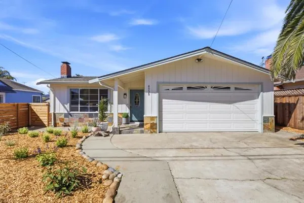 4535 PORTOLA DR