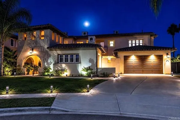 2814 LAKE CREST CT
