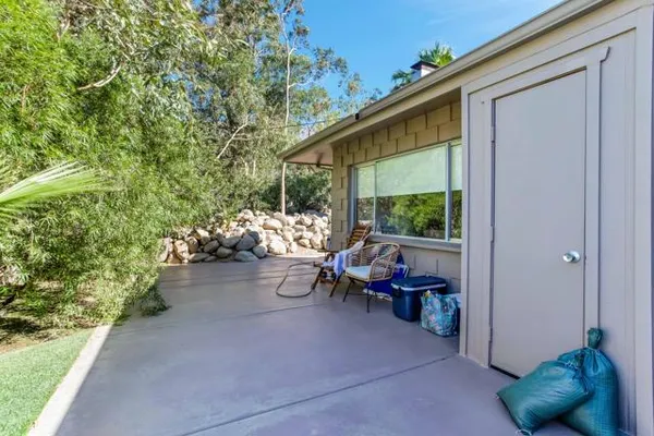 15971 SNOW CREEK RD