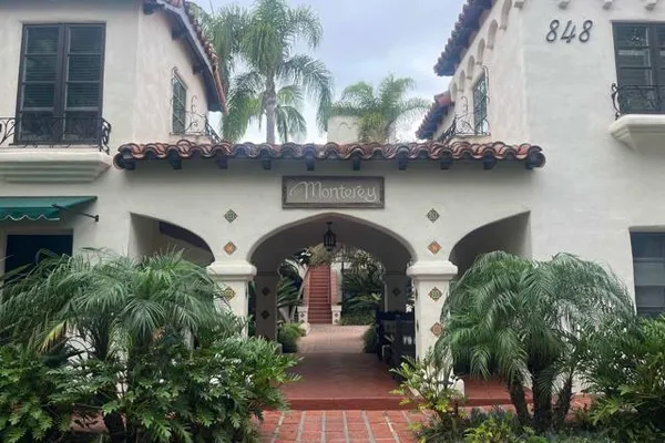 848 D AVE 204