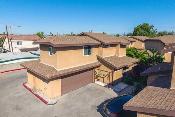 4802 SANTA ANA G