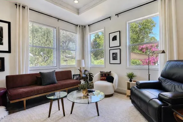 247 QUARTER CIR