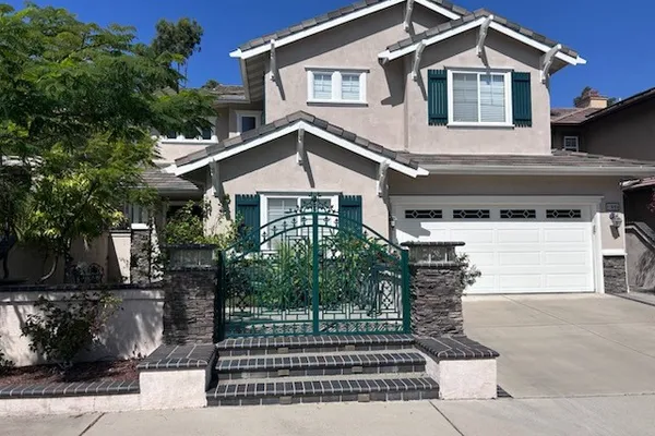 11695 LOUCKS