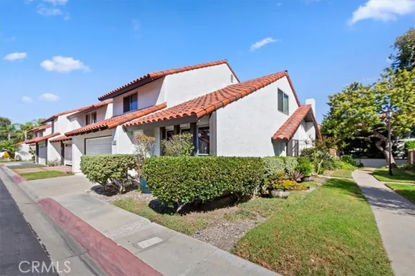 1402 ALPINE LN