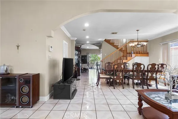 3148 MAGNOLIA AVE
