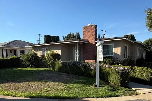 417 W FAIRVIEW AVE