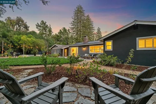 1 W ARBOR WAY