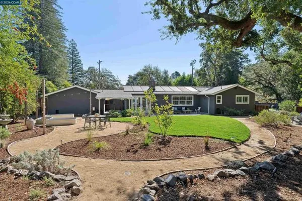 1 W ARBOR WAY