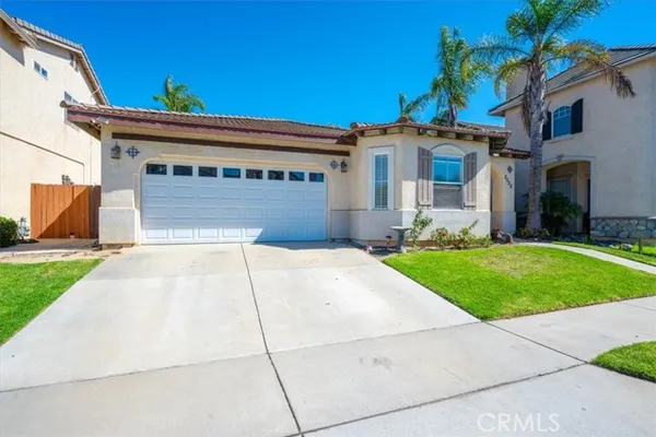 2528 ELLEN LN