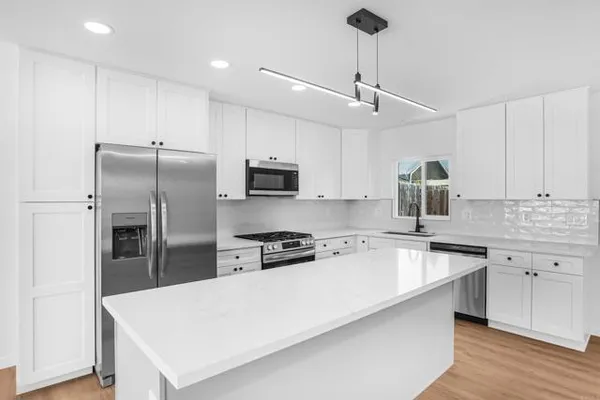 303 SEARS AVE