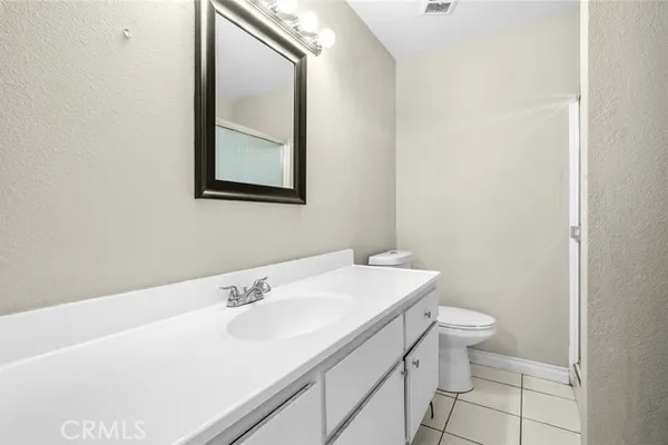 700 W LA VETA AVE C6