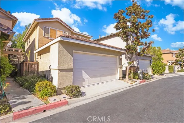 17 TUOLUMNE WAY